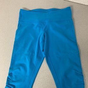 Lululemon cropped leggings size 6